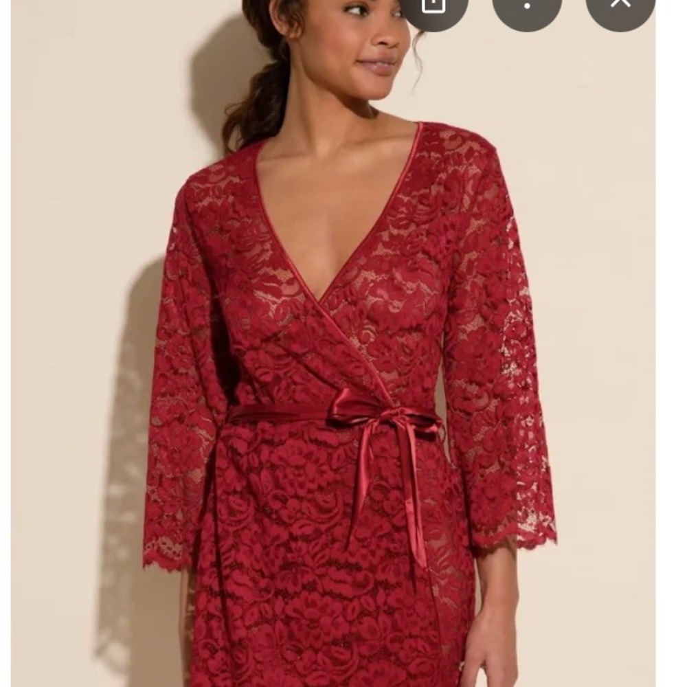 Cosabella Magnolia NWT Elegant Red Lace Robe M
